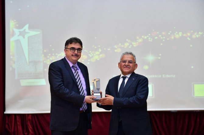 Büyükşehir’in Hospice Projesi’ne ‘Yılın Yenilikçi Uygulaması’ Ödülü