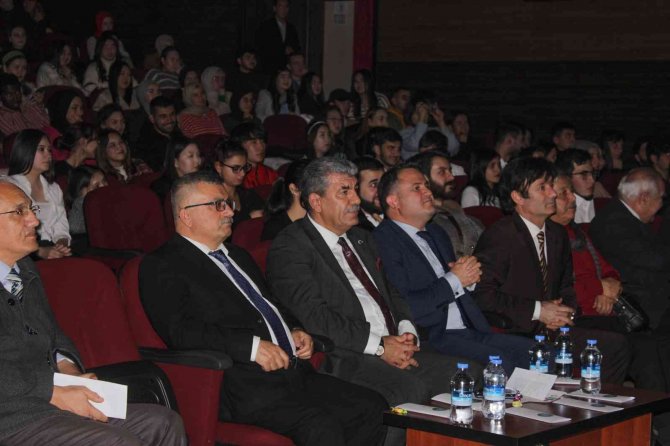 Kazakistan’ın Bağımsızlık Günü Kütahya’da Coşkuyla Kutlandı
