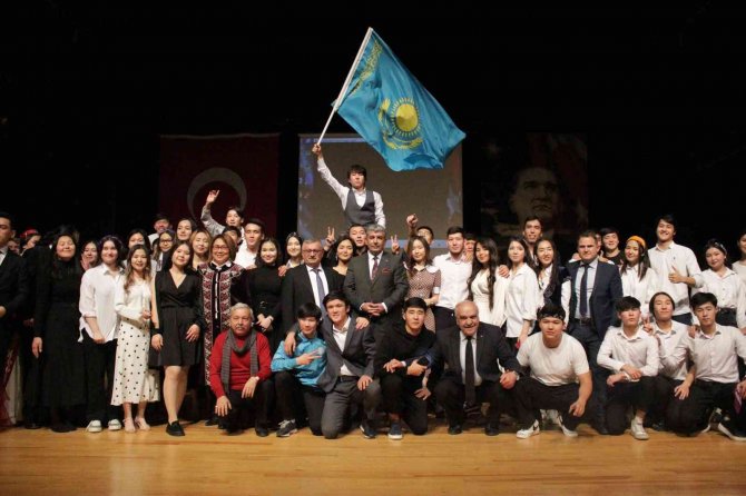 Kazakistan’ın Bağımsızlık Günü Kütahya’da Coşkuyla Kutlandı