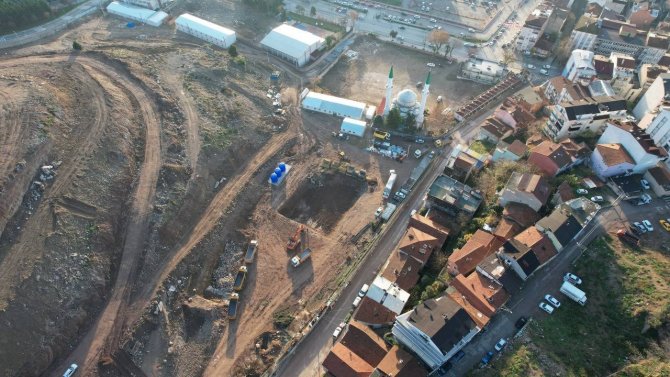 Kentsel Dönüşüm İçin Kazılan Alandan Tarihi Mezar Çıktı