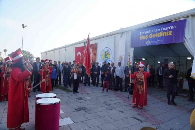 Kitap Tutkunları, Fuarda Buluştu