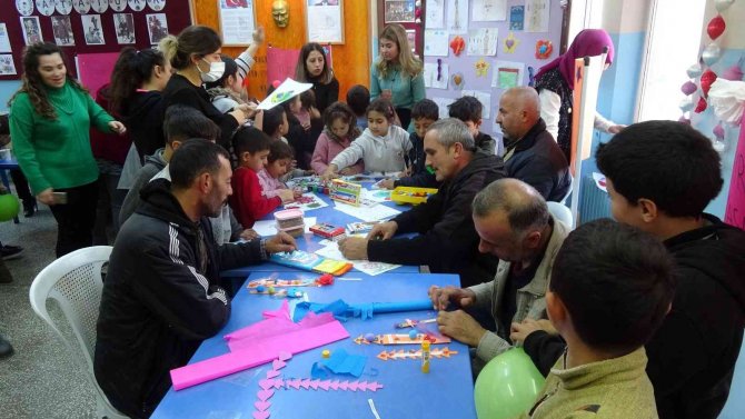 Yozgat’ta “Aile Okulu Projesi” İle 4 Bin 920 Veliye Eğitim Verildi