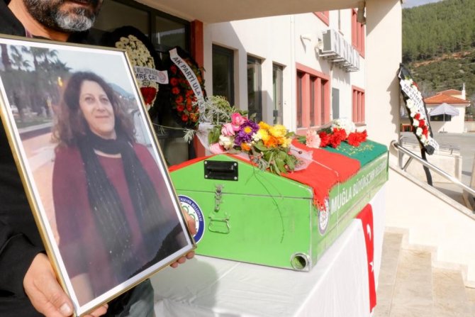 Trafik Kazasında Ölen Okul Müdürü İçin Tören Düzenlendi