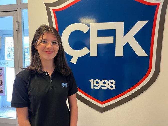 Neslişah Kanada’da Türkiye’nin Minik Elçisi Olmaya Hak Kazandı