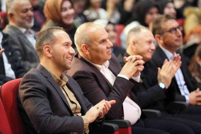 Niğde’de Şiir Ve Muhabbet Vardı