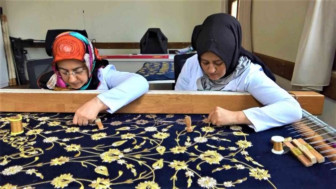 Şehzadelerin Puşideleri Samsun’da İlmek İlmek İşleniyor: 1-2 Yıl Sürüyor