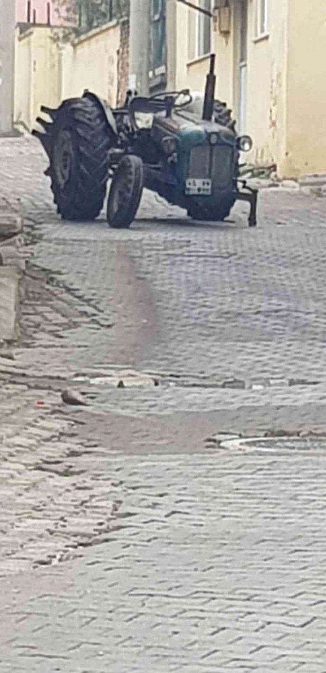 Balıkesir Valisi Kazadan Kıl Payı Kurtuldu