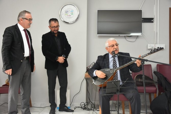 47 Yıl 3 Ay Görev Yaptı