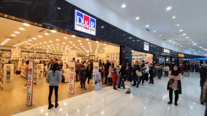 Mardian Mall Avm’de İmza Günü