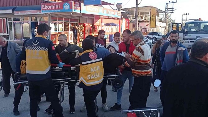 Otomobil Motosikletle Çarpıştı, Yaralı Sürücü Feryat Etti