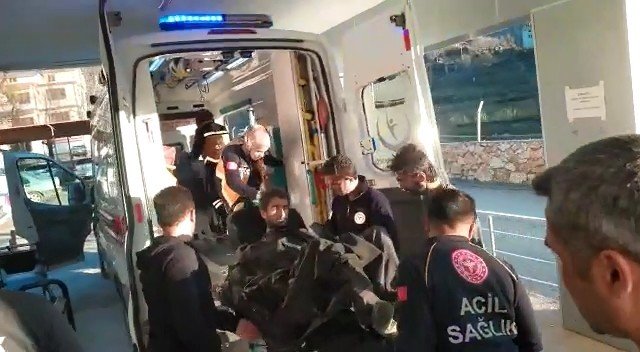 Domuz Avında Ağabeyini Vurdu