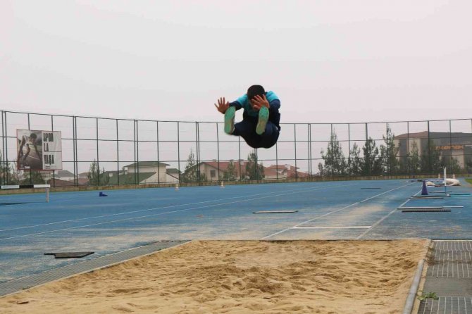 Türkiye Rekoru Kırarak Gözünü Olimpiyatlara Dikti