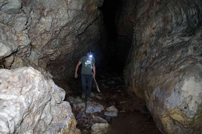 800 Metre Uzunluğundaki Gizemli Mağara Keşfedilmeyi Bekliyor