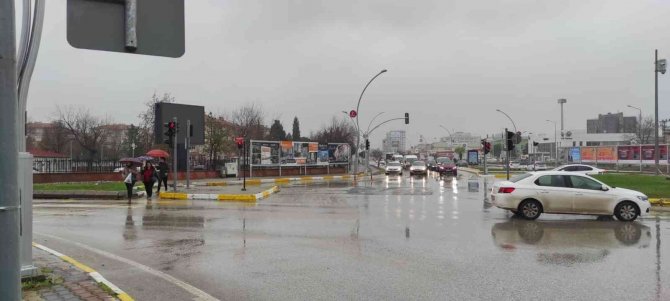 Edirne’de Sağanak Etkili Oldu