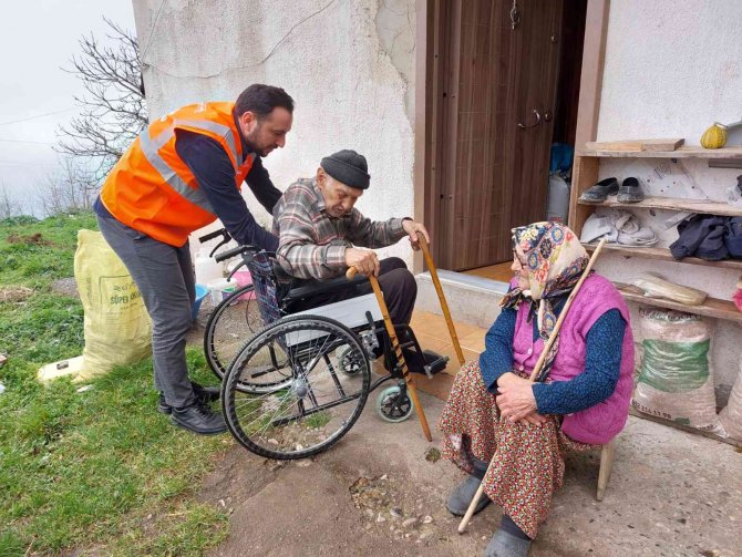 İ̇brahim Dedenin Tekerli Sandalye Hayali Gerçek Oldu