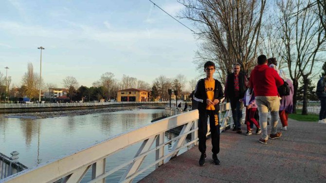 Kış Ayında Bahardan Kalma Günler Yaşanıyor