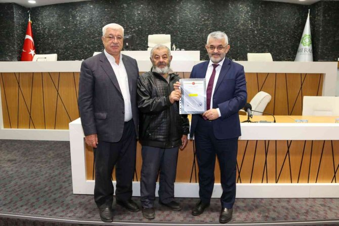 Meram Yaylapınar Mahallesi’nde Yeni Tapu Sevinci