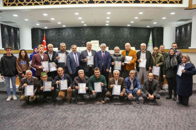 Meram Yaylapınar Mahallesi’nde Yeni Tapu Sevinci