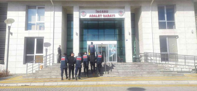 Kayseri’de Oto Hırsızı 2 Şahıs Yakalandı