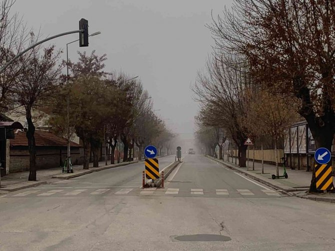 Eskişehirliler Güne Sisle Başladı