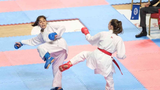 İ̇ller Arası Karate Ligi’nin Üçüncü Ayağı Tamamlandı