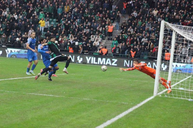 Tff 2. Lig: Kocaelispor:2 - Ankara Demirspor:4