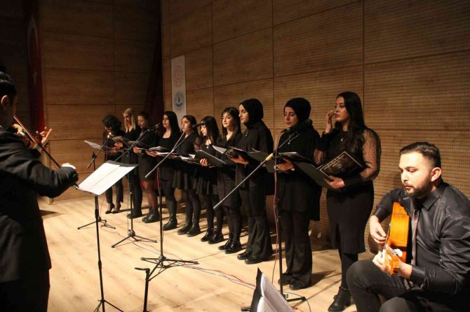 Malazgirt’te “Şarkılar Bizi Söyler, Biz De Şarkı Söyleriz” Projesi Tam Not Aldı