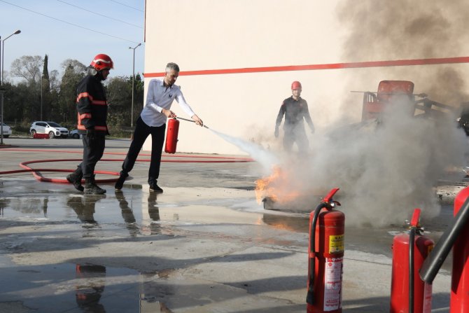 Büyükşehir’in Şoförlerine Yangın Söndürme Eğitimi