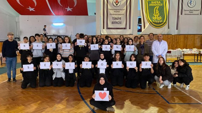 Öğrencilerden Örnek Davranış