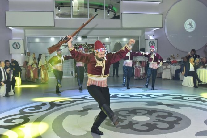 Balkan Türkleri Dayanışma Gecesinde Buluştu