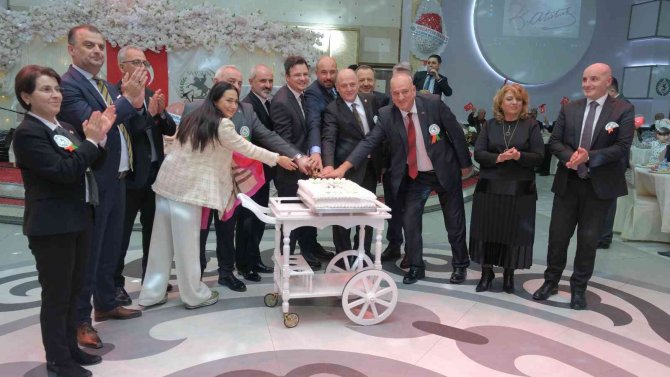 Balkan Türkleri Dayanışma Gecesinde Buluştu