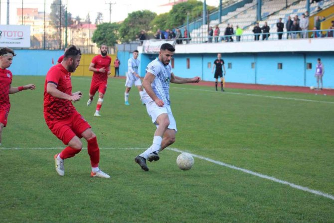 Tff 2. Lig: Pazarspor: 1 - Zonguldak Kömürspor: 1