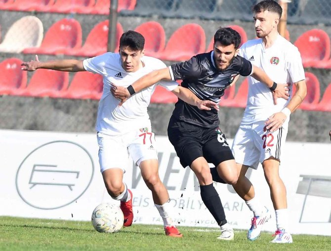 Tff 3.lig: Turgutluspor: 1- Bayrampaşaspor: 1