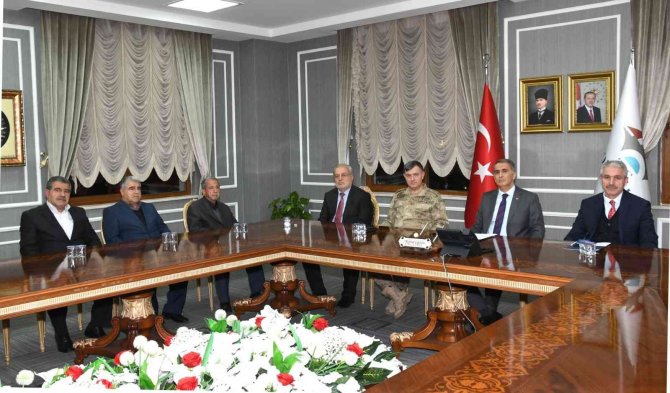 Adıyaman’da Husumetli Aileler Barıştırıldı