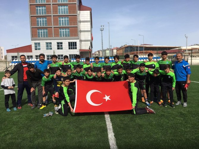 Ağrı U-14 Futbol Ligine Kaleci Kartal Damga Vurdu