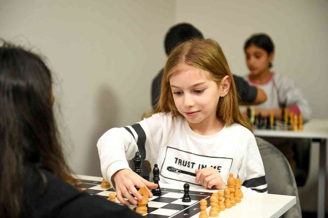 Battalgazi Kütüphanesi Ve Gençlik Merkezi Açıldı