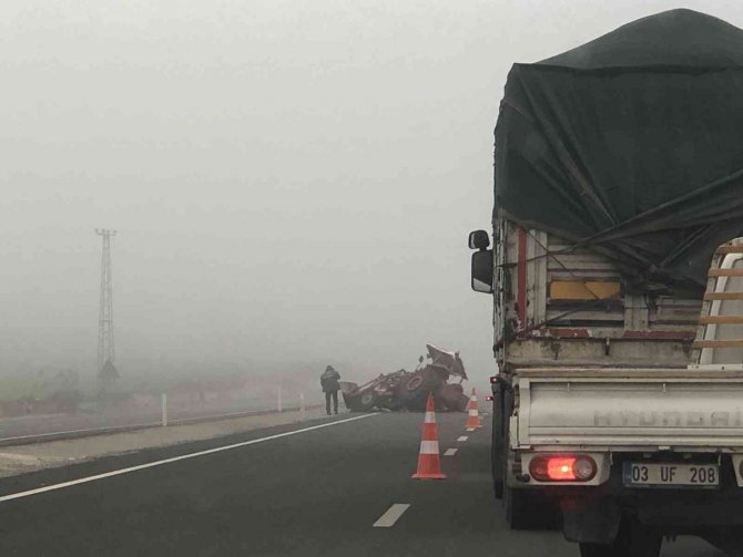 Batman’da Traktörle Kamyonet Çarpıştı: 1’i Ağır 2 Yaralı
