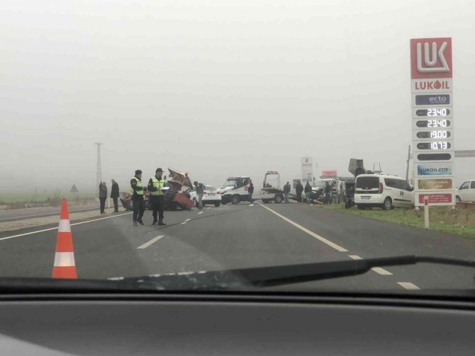 Batman’da Traktörle Kamyonet Çarpıştı: 1’i Ağır 2 Yaralı