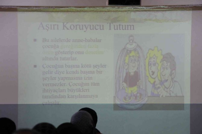 Bingöl’de Anne Ve Babalara ‘Aile Okulu Eğitimi’ Verildi
