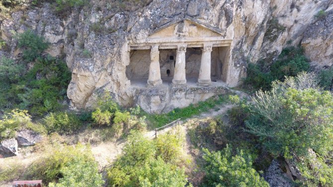 Sinop’un Saklı Tarihi Mekanı: Boyabat Kaya Mezarları
