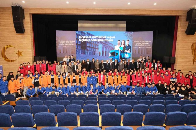 “Güvenlik Kültürünü Yaşam Biçimine Dönüştürüyoruz” Projesi Özel Eosb Meslek Lisesi’nde Tanıtıldı