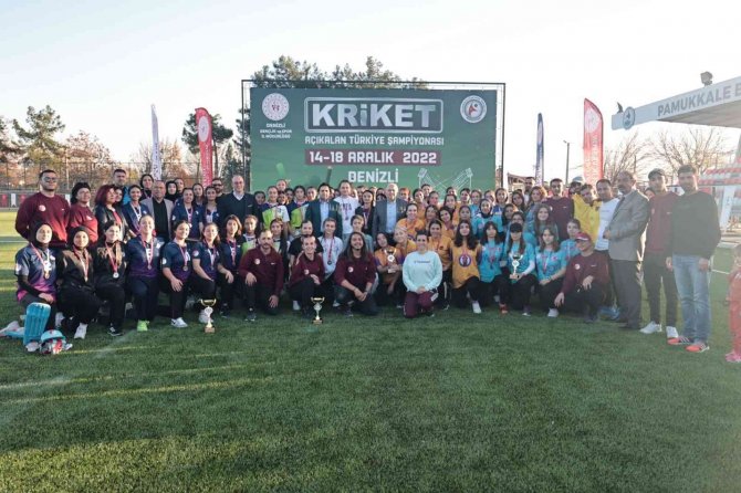 157 Sporcunun Ter Döktüğü Kriket Türkiye Şampiyonası Tamamlandı