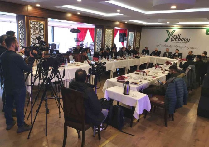 Diyarbakır’dan Ortadoğu, Avrupa Ve Amerika’ya Oluklu Mukavva İhracatı