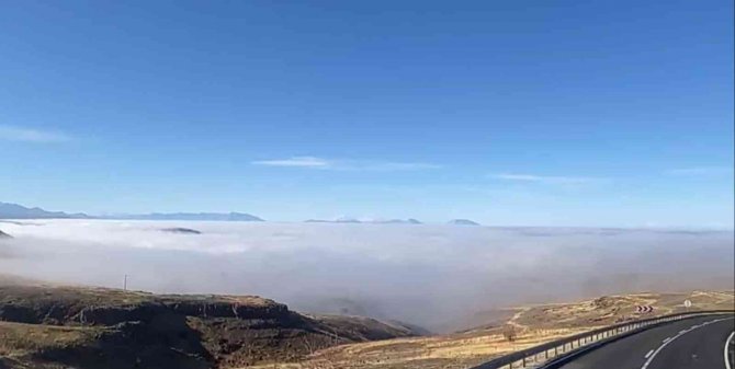 150 Bin Nüfuslu İlçe Sis Denizinde Kayboldu