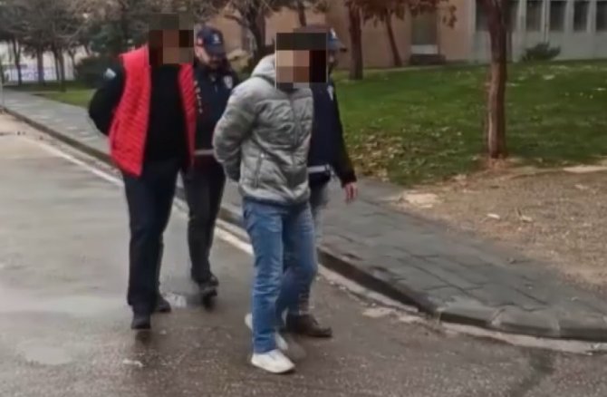 Gaziantep’te İş Yerinden Hırsızlık Yapan 2 Şahıs Tutuklandı
