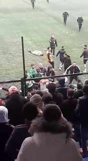 Amatör Ligde Yumruklar Havada Uçuştu