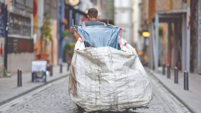 Sokak Atık Toplayıcılarına ‘Bilimsel’ Araştırma