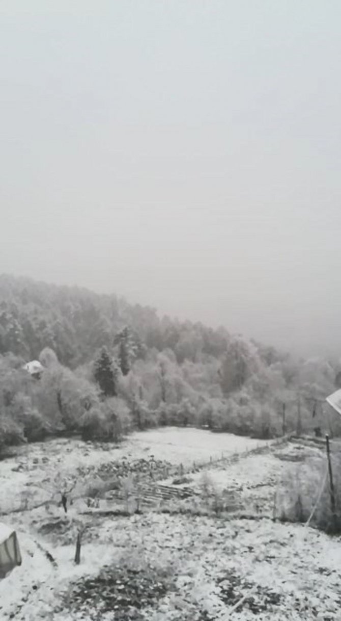 Kastamonu’nun Yüksek Kesimlerinde Kar Etkili Oldu