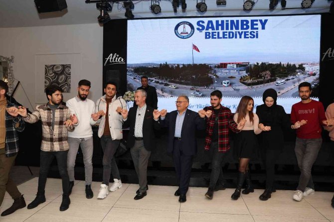 Başkan Büyükkılıç, Kayseri’deki Gaziantepli Öğrencilerle Buluştu