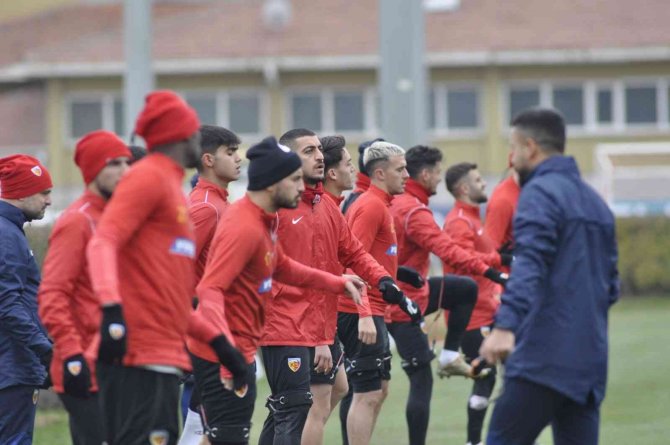 Çağdaş Atan: “Kamp Döneminde Fiziksel Anlamda İstediğimiz Verimi Aldık”